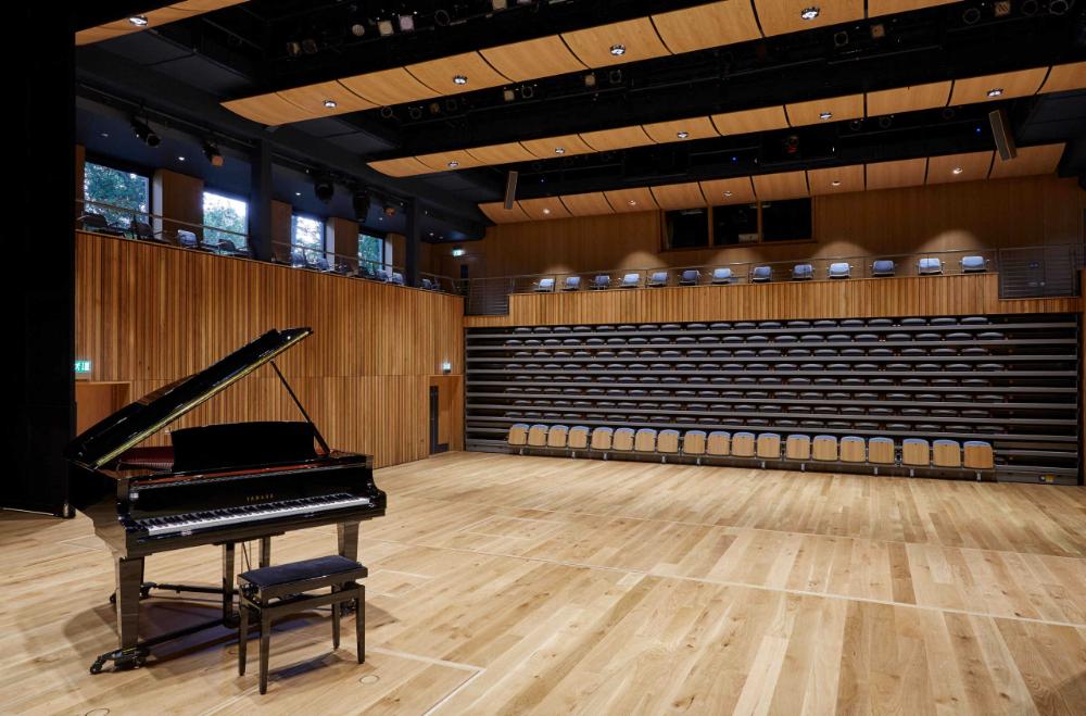 Oak - Plank Flooring